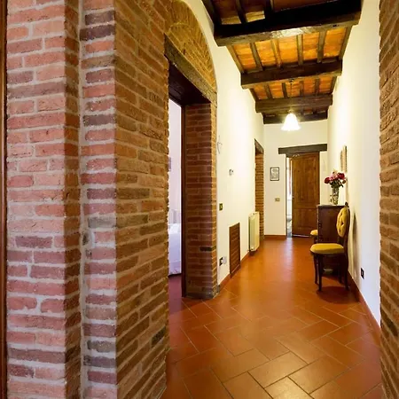 Tuscan In With Private Swimming Pool